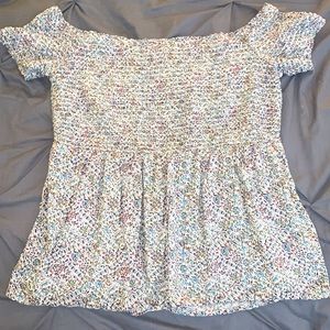 LARGE Old Navy floral blouse with shirring
